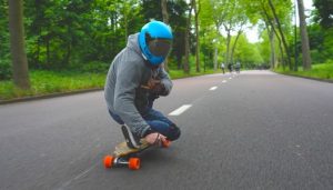Skateboard électrique pour voyager le guide ultime